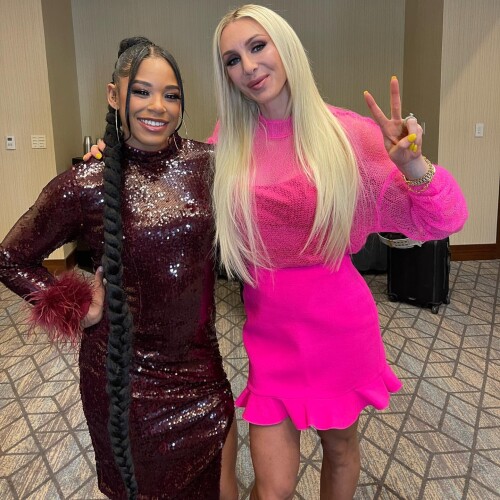 charlottewwe Cn p6XZs6k 3