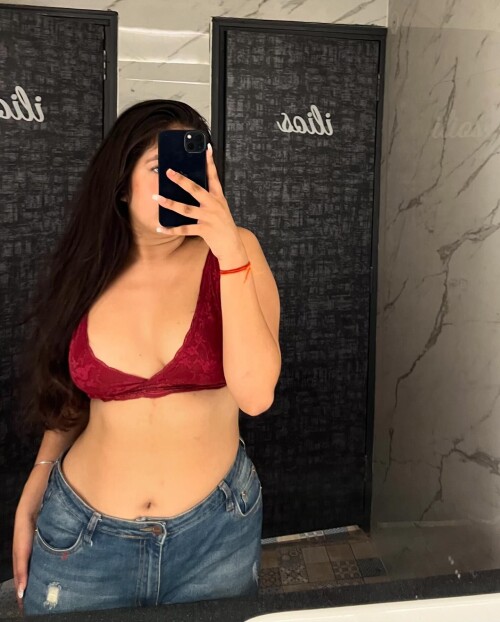 chhavii12-20241026-0003e677207c9b63820f