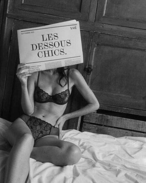 chloebechini8906aeb443745b9e59