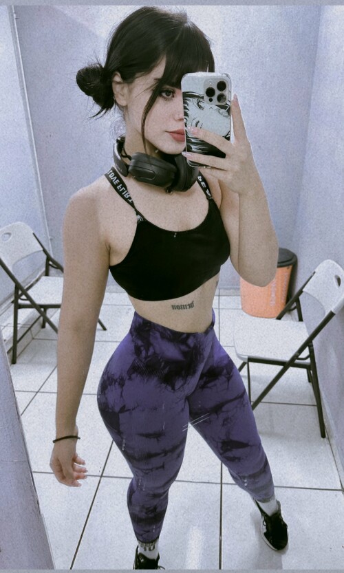 chxrryxangel 1591997502659899393 20221114 103237 img26c8534c222875b21