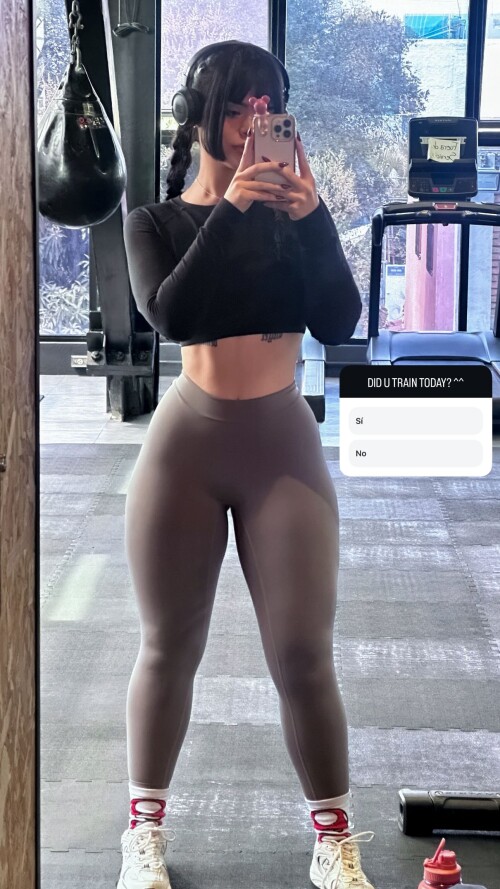 chxrryxblossom 20250218 0001a134f22577992fb2