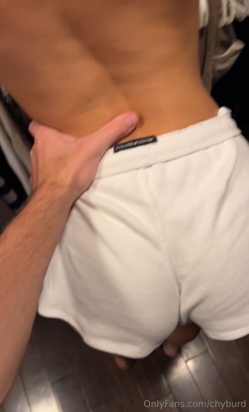 chyburd 2439633511144 source 65c70e05267d965f6