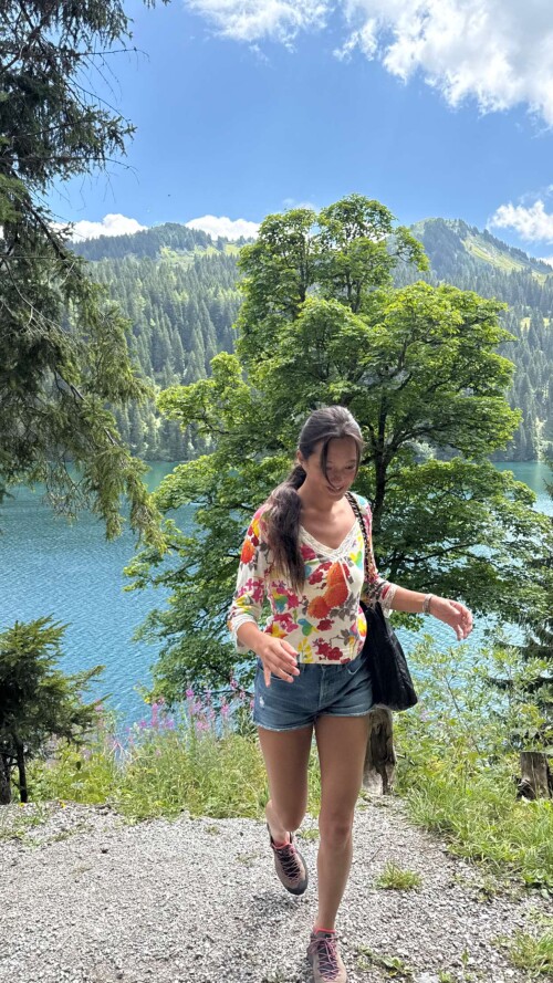 cix9hdwmq0qlzn7o53iop 10230aae5a625c3c5a63