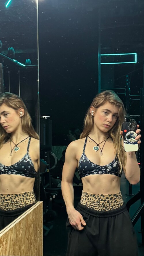 claaragalle 1737986083 1754453549e8f02d7e7f5b4f98