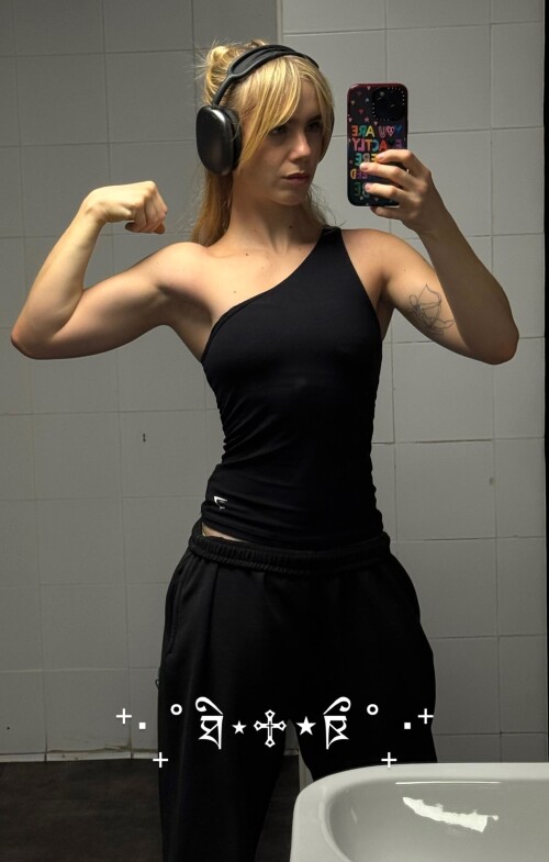 claaragalle 1752682185 175445354944534bb70121e8b5