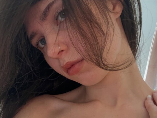 clairo-20250618_123039-123848547137777686daaafca9