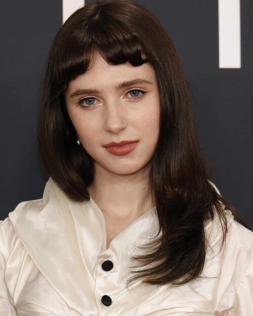 clairo 1739245264630940ecf107b854e8e