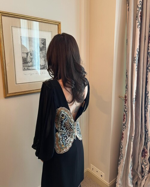 clairo 2025 03 09T174722.000Z 51aa70c162c67c2d6