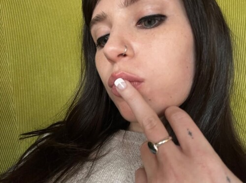 clairo 2025 08 06T225501.000Z 1c542cca26168eeea
