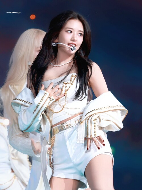 coconut YJ 1871937234129375315 1de843445f6a325da