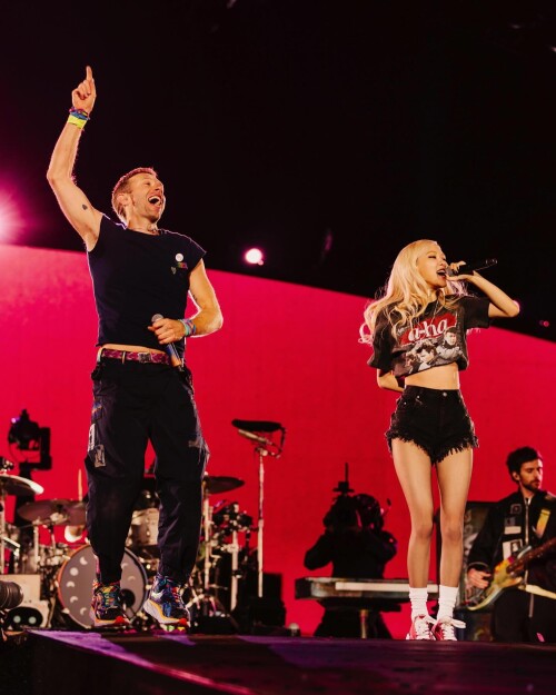coldplay hlen 20250427 111552 491415890 18499480633019909 5362535309763322009 nd11ae27850251d61