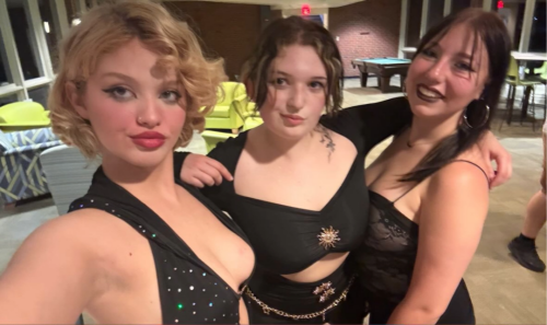 cropped1b64d03c9ab38e419