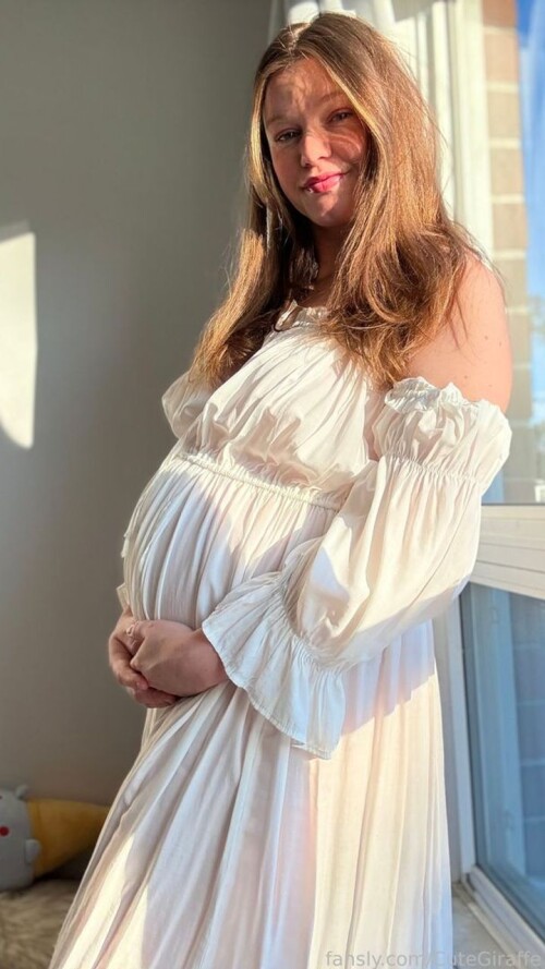 cutegiraffe 2025 01 02 279bb027800b4acbe