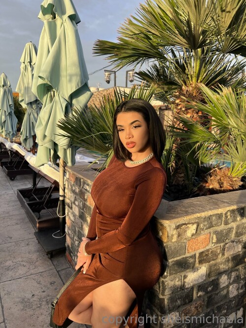 d4e5771b 3975 4368 9c71 940117e3426178f4546809dece24