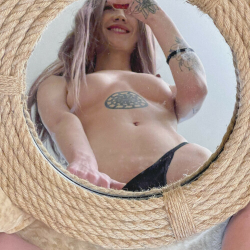 d813b2f4 4377 44f7 982b f6445712d2b39e1a9d58434e613b