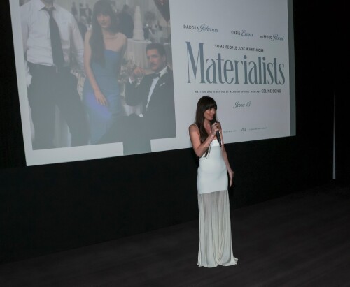 dakhjodu7ui-98222d76e2be0b974