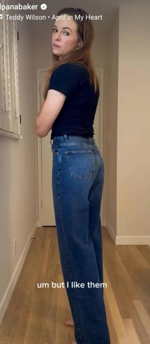 danielle panabaker v0 1zc2gwirc8we11546cb92c0ded172