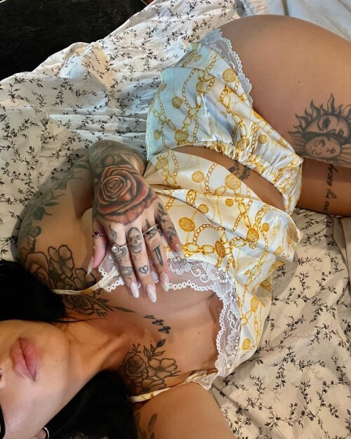 daniellecohn 1702222462344307d81de4e67317ebc