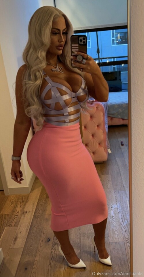 daniibanksvip 02 10 2021 2236451854 Where would you take me for date night 