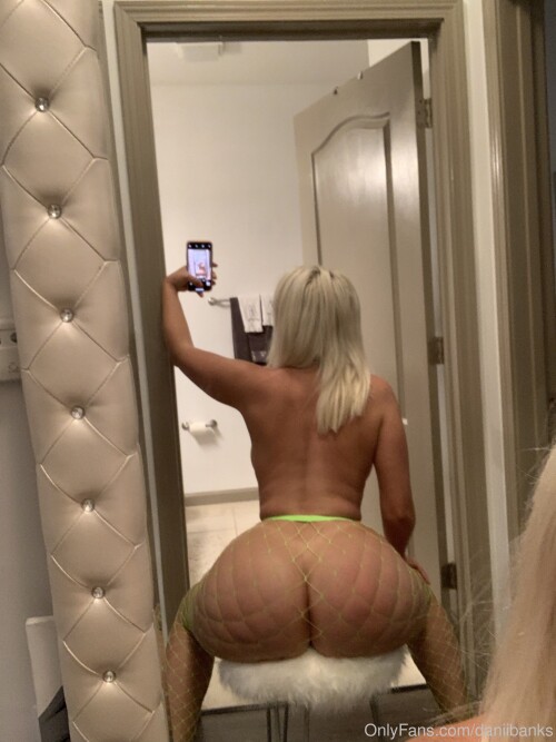 daniibanksvip 10 04 2019 27792783 Wish u were here 