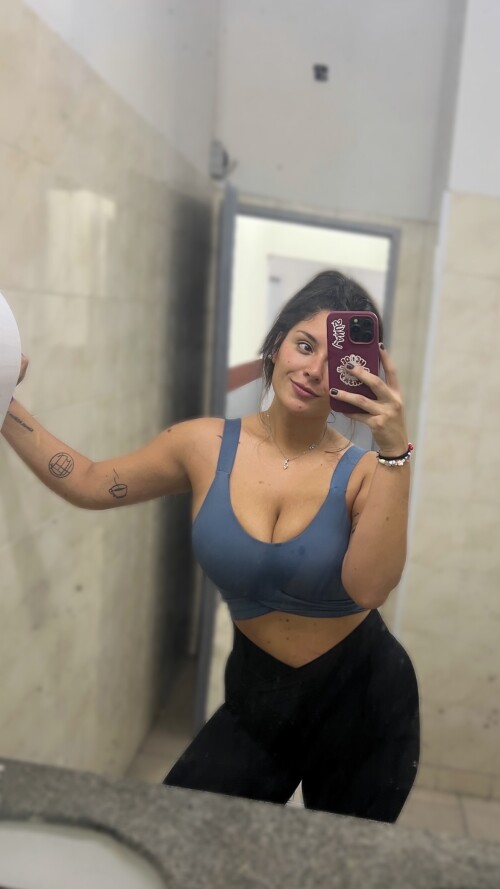 danileivax 174492074814475c8ef5ee8786d6f