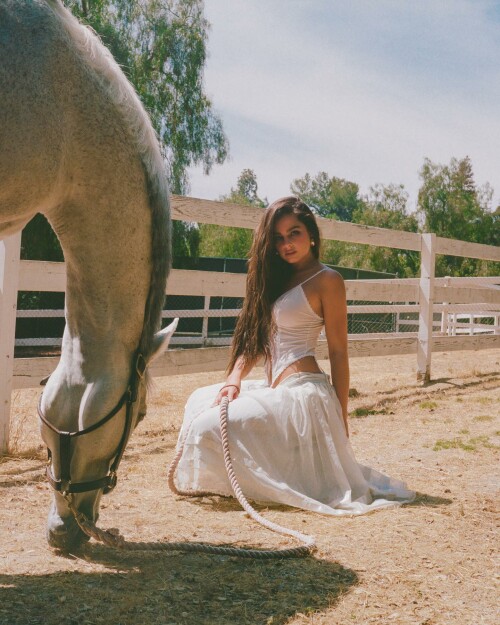 davis.bates hlen 20220721 152630 295011563 519440499934792 1228404946058502373 n