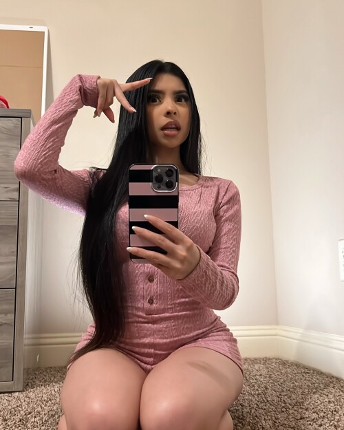 dayzevana 1748472444 3642773349367224297 3256881099 1f09f75b7c5a0b2fb