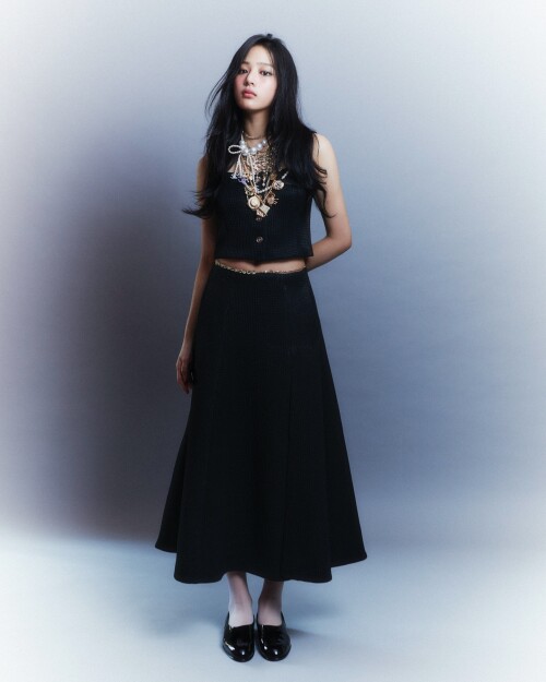 dazedkorea 2024 10 18T030258.000Z 105f1d7027e6b1ce9
