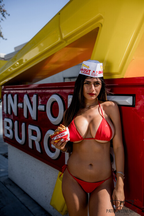 dce99ed628c836bfff83c066c1b8f372bd70e6af36089e11