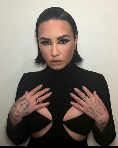 ddlovato 20230427 0006