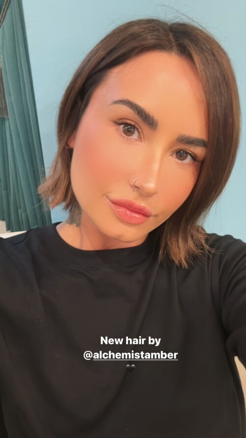 ddlovato 27 04 2024 00021cefc911ff471a00