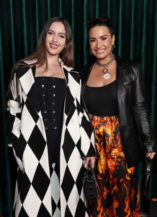 demi 7