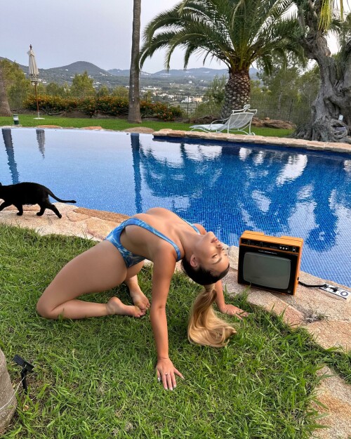 demirose 20230712 220815 359802984 18387516727033270 8718862511056120808 n593a5666a06b581b