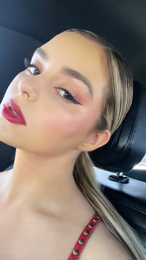 demirose16502163772818541744074658506 186593269