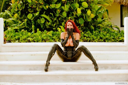 desire black catsuit270 069