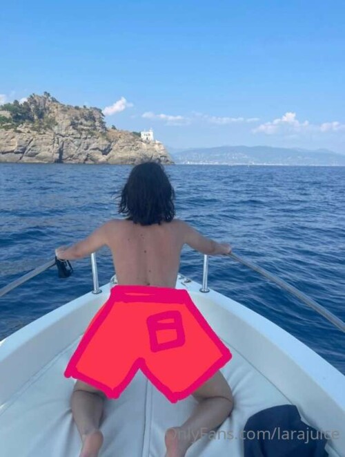 dff02c2e07d5f776e0955b45bbaa4b3a24d28e4318f74097acd3d1aaad8cb3c2e693d07a554cc44b