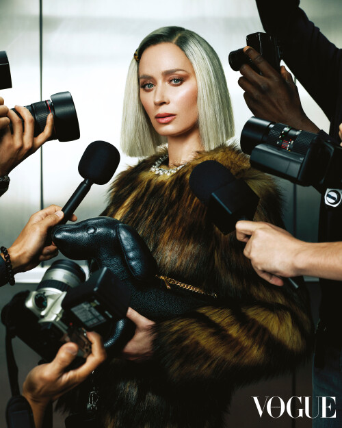 diurtghy8u9 64c00d273b096705f