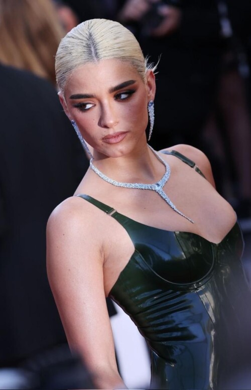 dixie damelio 54cf0302bf39d5226