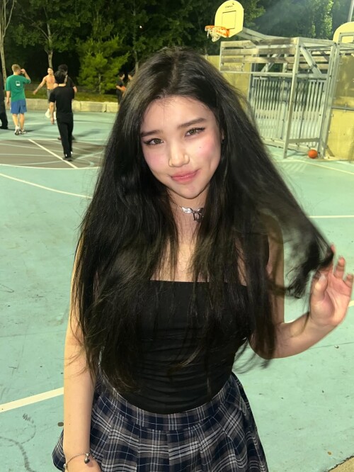 do a kickflip18d0ad03ecbfe169bf