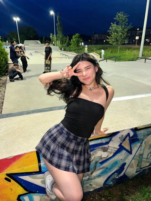 do a kickflip7dba2584b489c4a13