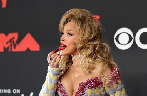 doja cat 49510754a382e8ade