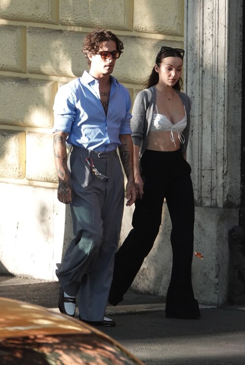 dove 26a69ba6cd24e741c0