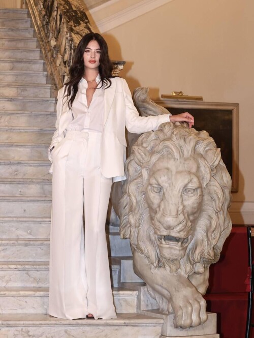 dtkuyf7tgi7 7d9efabfa356f81f2