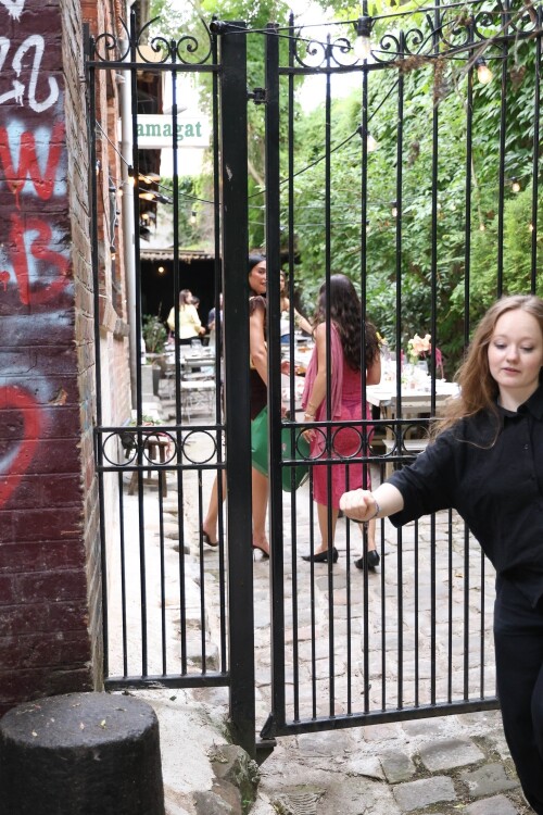 dua-38805abe3a36bb3eaf