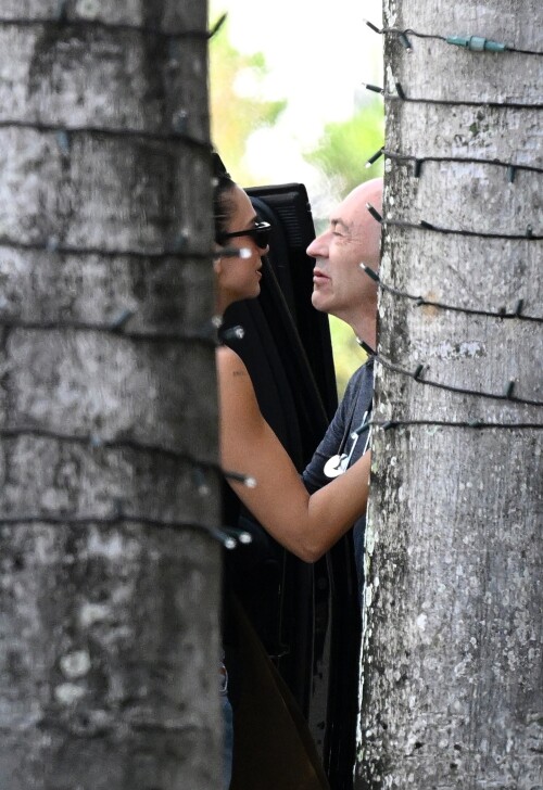 dualipa-1060e09b01c807ca1d