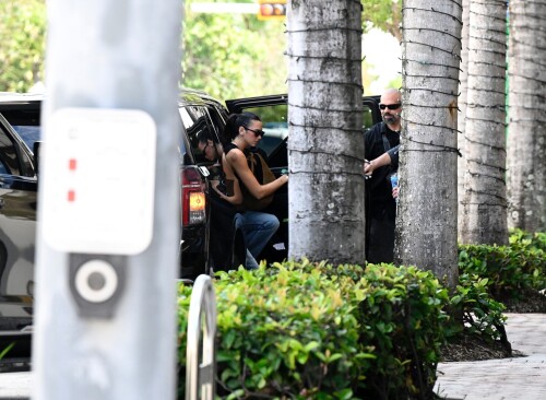 dualipa-149b2b50ac97e1b506