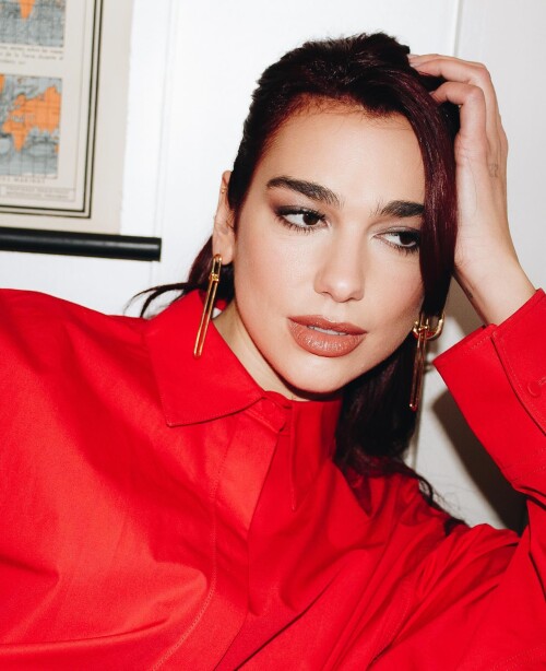 dualipa 2023 12 05T090312 053fdfeede28a0a4b6