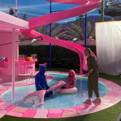 dualipa 2023 12 11T074450 0669371adae1c4550c