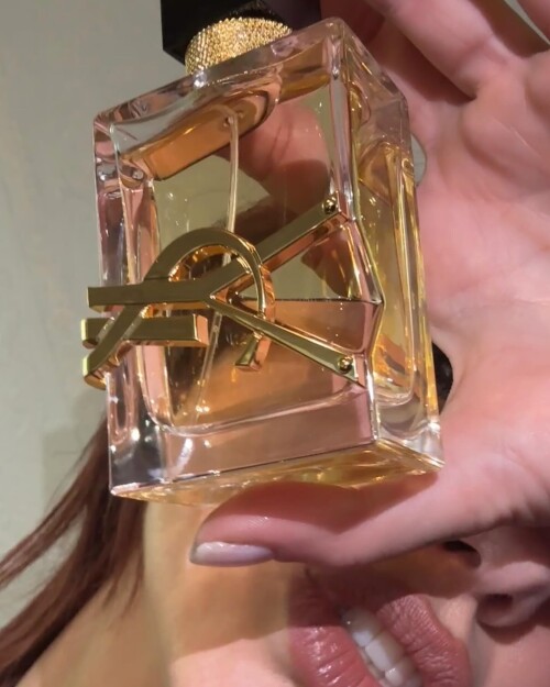 dualipa 2023 12 19T040159 2287fb50d265b5c1a