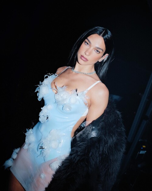 dualipa 2025 03 12T081958 4b1e1aa16bfa4cefb